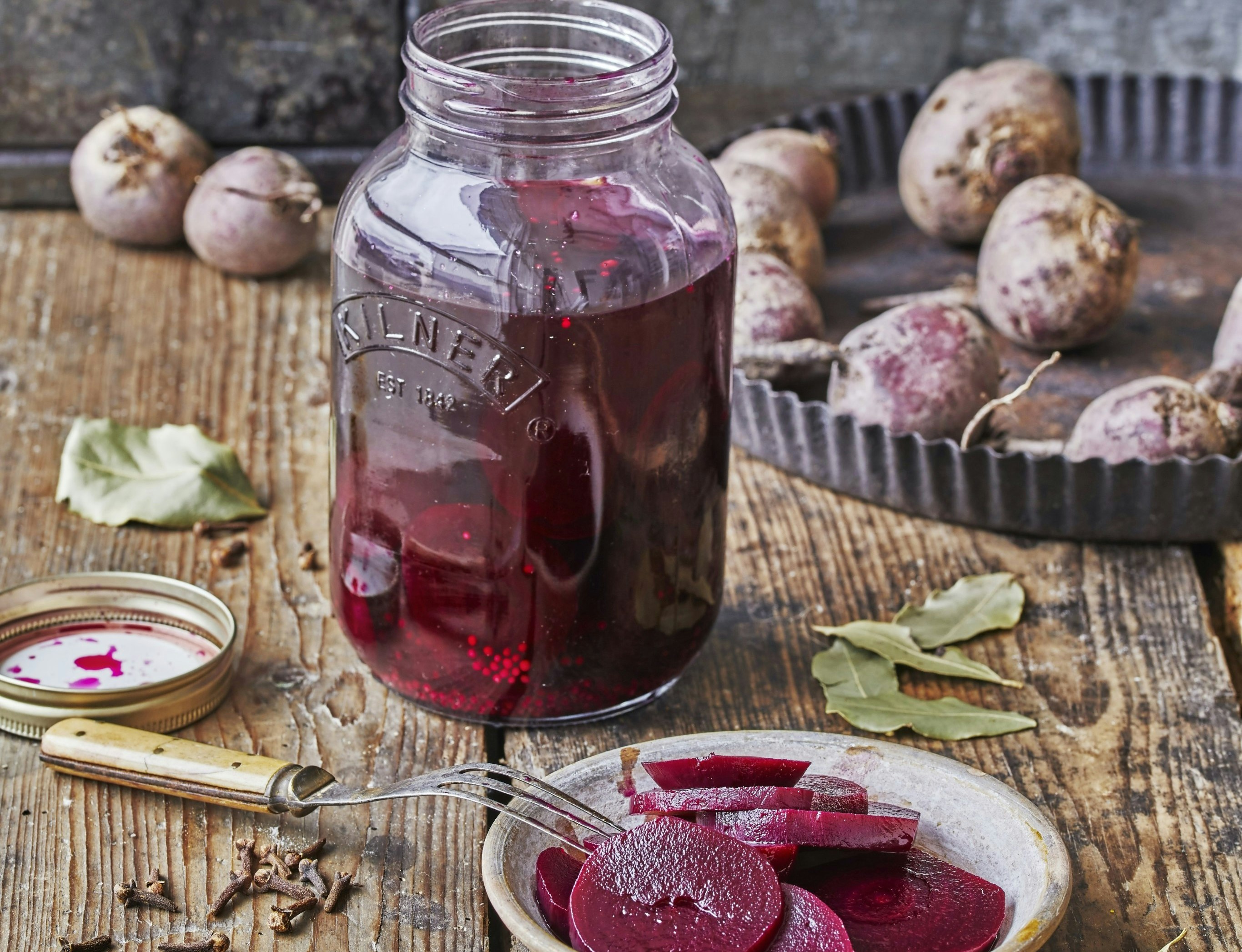 Syltede rødbeder med kanel og sennepsfrø