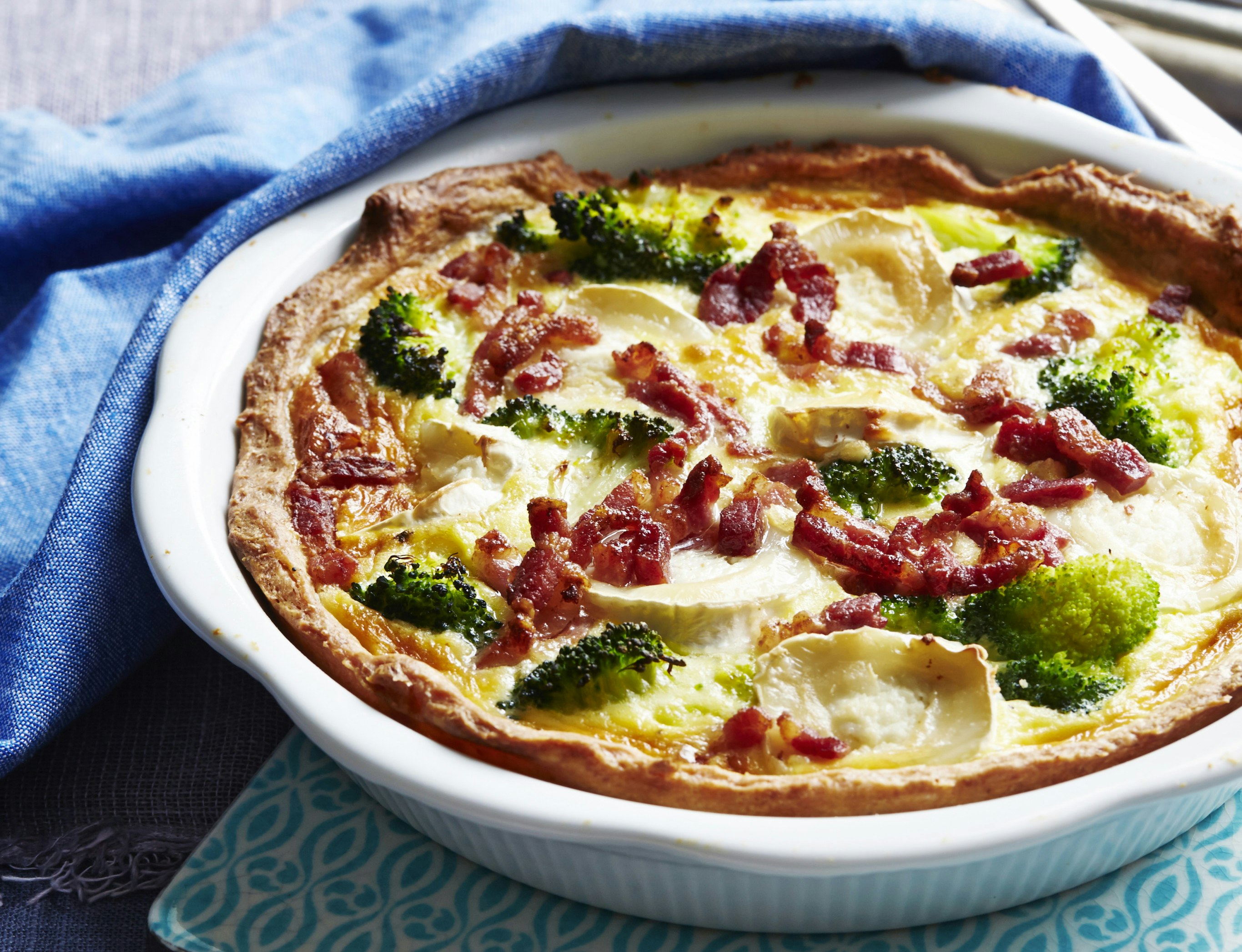 Tærte med broccoli, bacon og gedeost