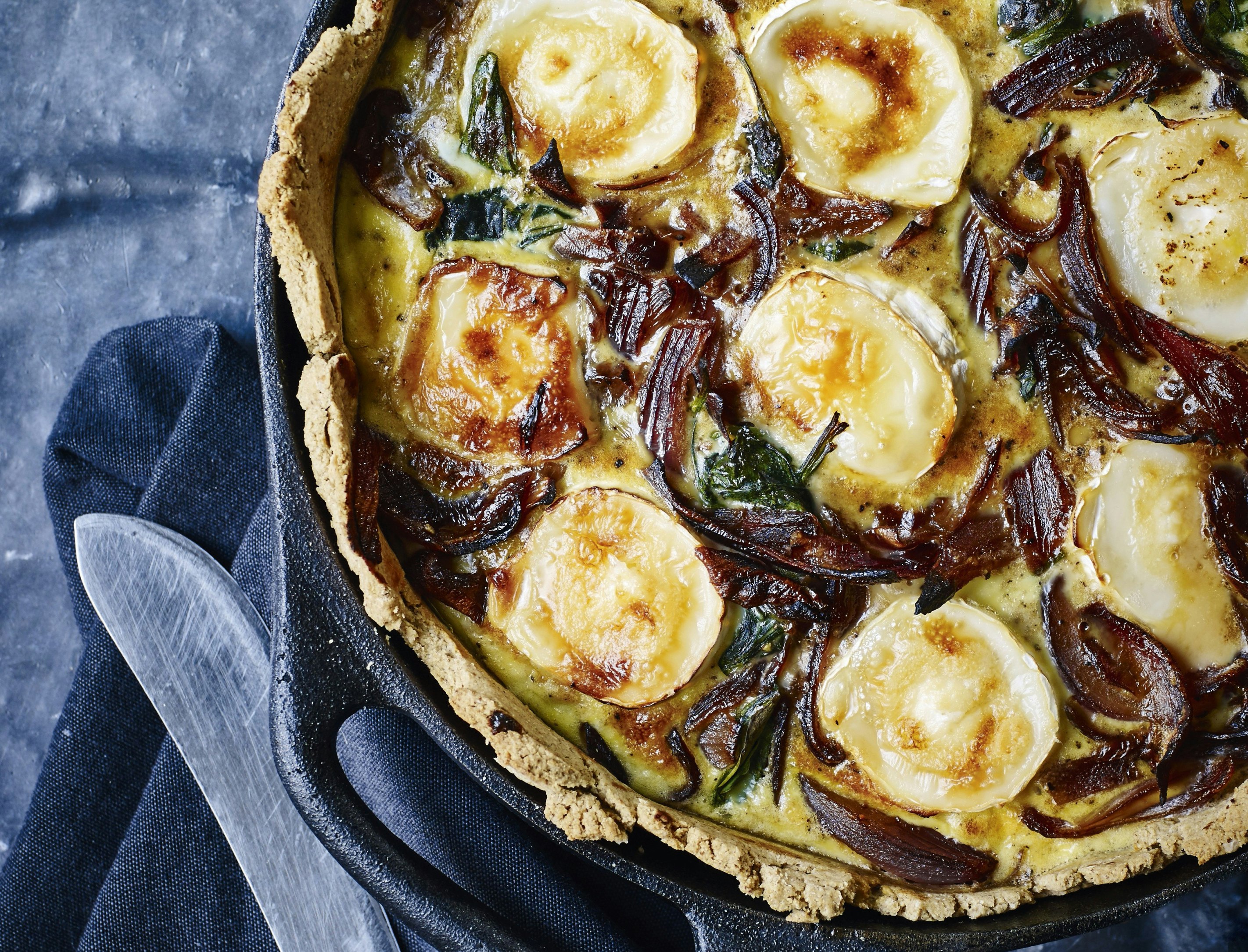 Tærte med gedeost og spinat