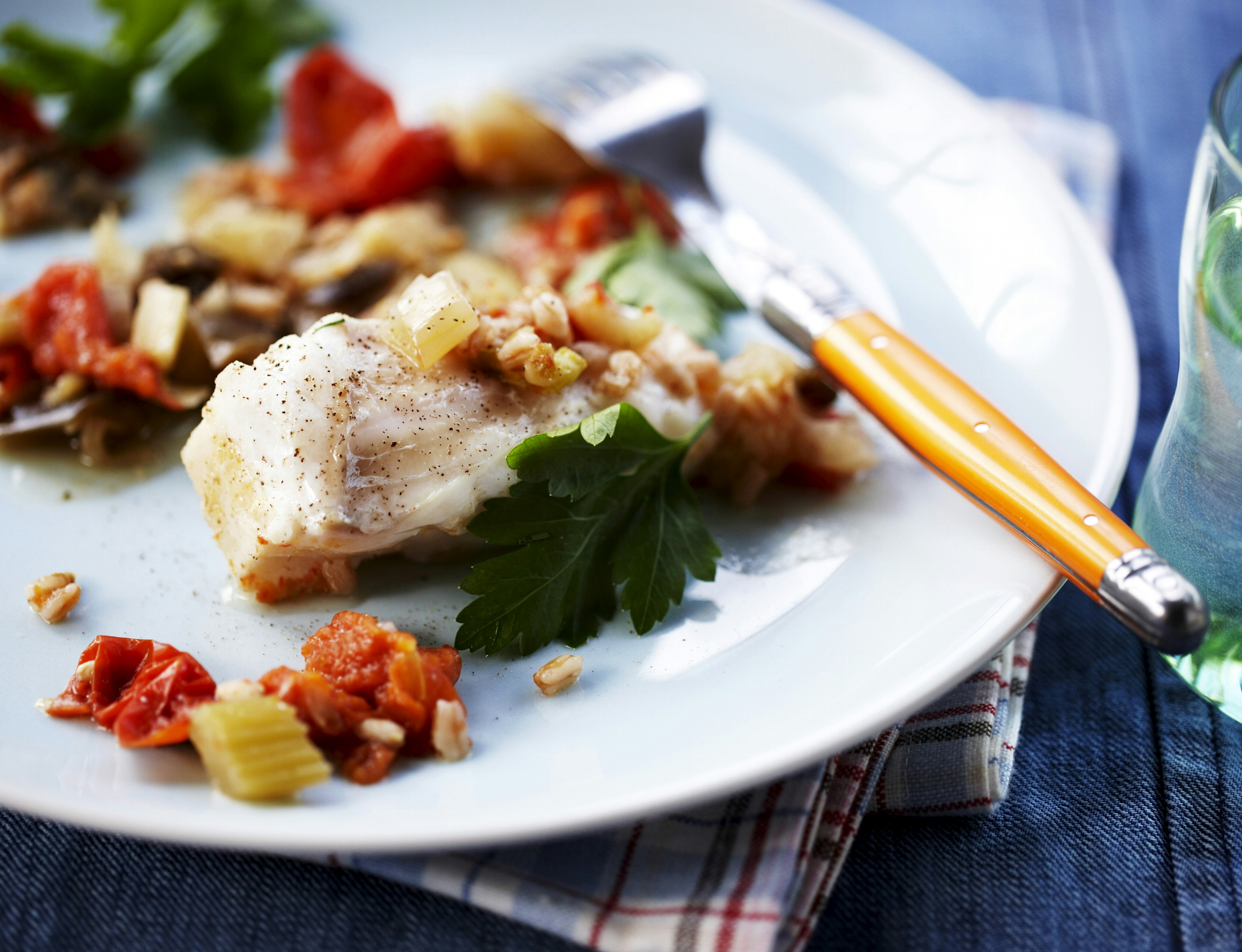 Torskefilet med fennikel, aubergine og perlespelt