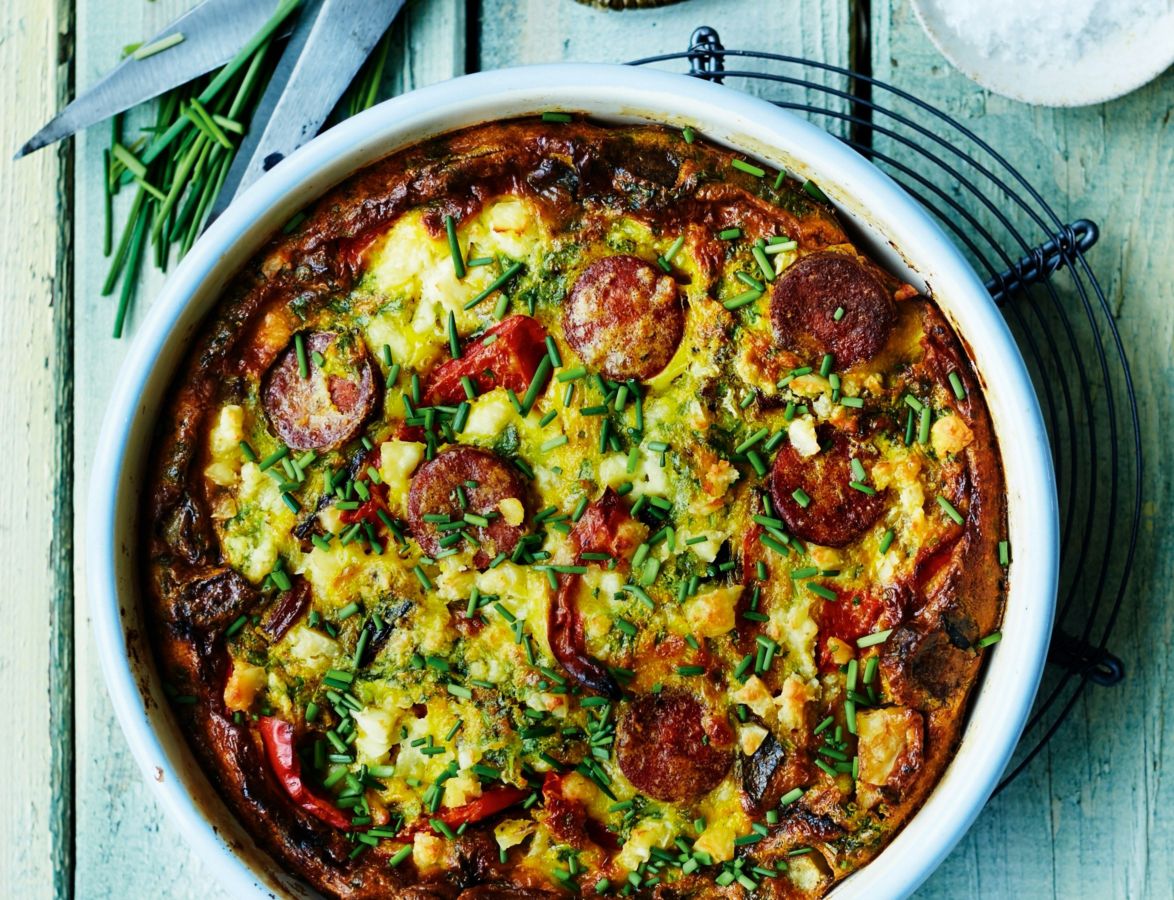 Tortilla med kartofler, feta og chorizo