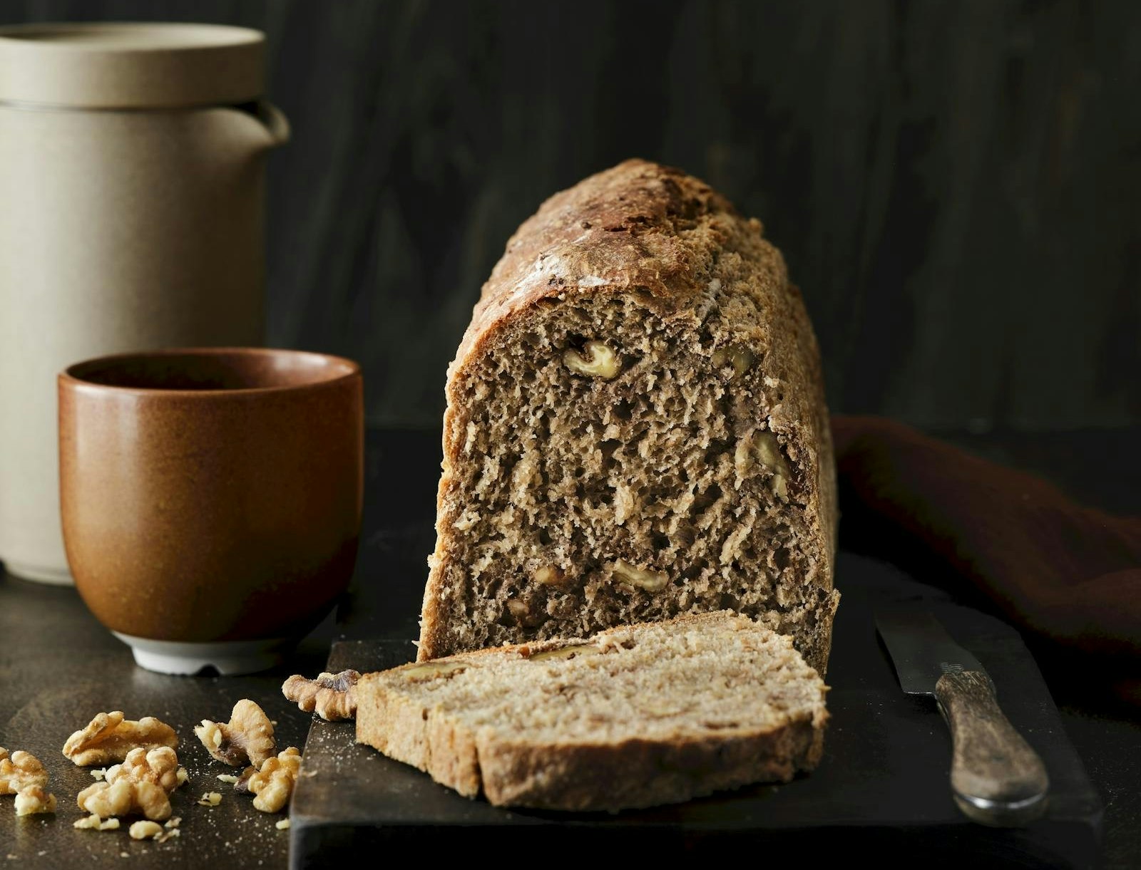 Valnøddebrød med malt og havregrød
