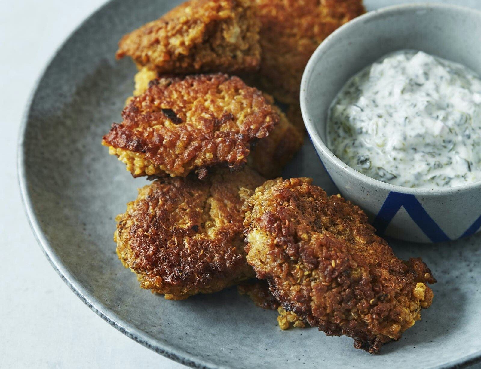 Vegetarfrikadeller med quinoa og søde kartofler
