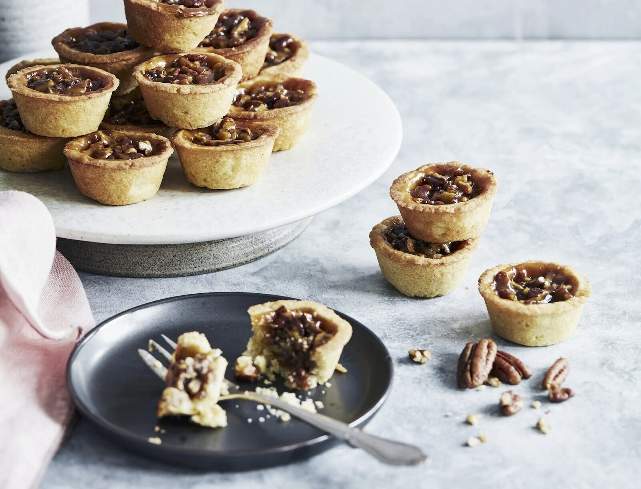 Petit fours – Lækre opskrifter på franske minikager | SPIS BEDRE